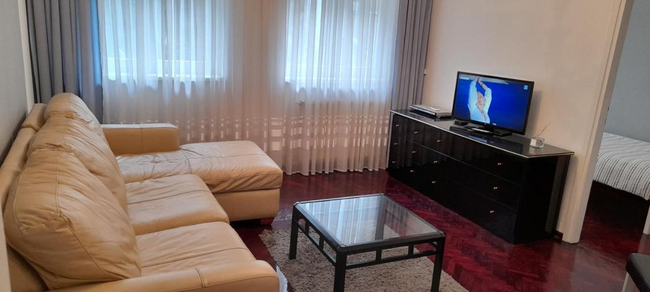Apartment Dok Белград Екстериор снимка